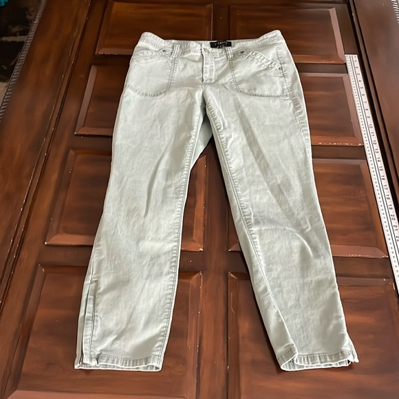 Womens size 6P green Talbots Pants with zippers on ankles - Picture 1 of 10